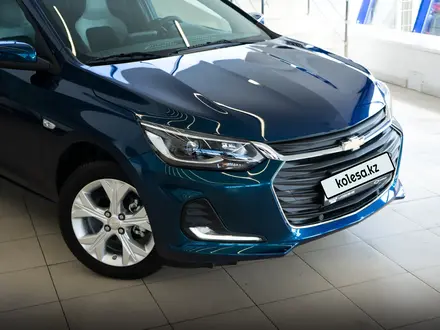 Chevrolet Onix LTZ 2025 года за 6 990 000 тг. в Караганда – фото 10