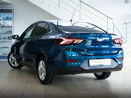 Chevrolet Onix LTZ 2025 года за 6 990 000 тг. в Караганда – фото 21