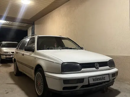 Volkswagen Golf 1997 года за 2 550 000 тг. в Шымкент