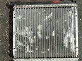 Радиатор основной Мерседес 124, 2.3 МКПП за 25 000 тг. в Караганда