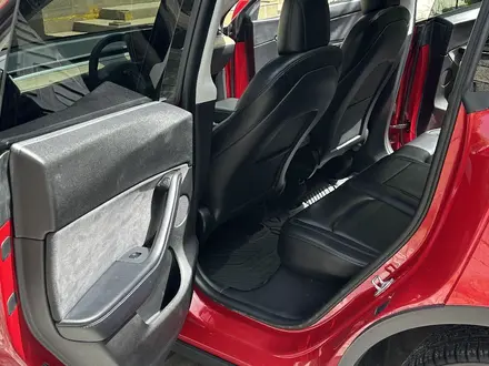 Tesla Model Y 2021 года за 15 300 000 тг. в Алматы – фото 6