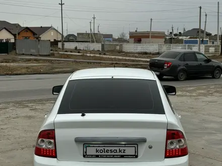 ВАЗ (Lada) Priora 2172 2013 года за 2 700 000 тг. в Атырау – фото 2