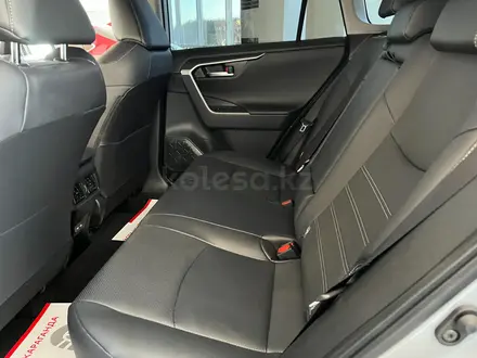 Toyota RAV4 Luxe+ 2025 года за 25 990 000 тг. в Караганда – фото 12