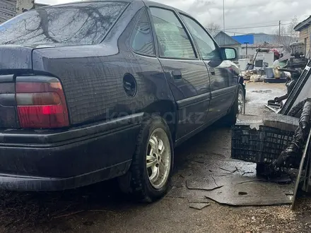 Opel Vectra 1995 года за 680 000 тг. в Щучинск – фото 2