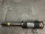 Амартизатор задний 221, — 1шт.210 задние 2 шт за 199 000 тг. в Алматы
