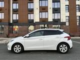 Hyundai i20 2023 годаfor7 200 000 тг. в Атырау – фото 5