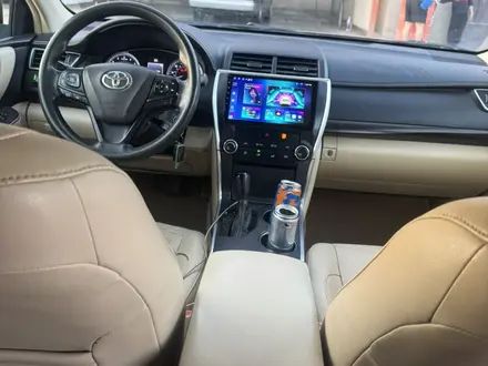 Toyota Camry 2014 года за 7 600 000 тг. в Жанаозен – фото 4
