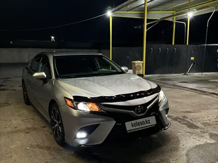 Toyota Camry 2019 года за 13 000 000 тг. в Шымкент – фото 8