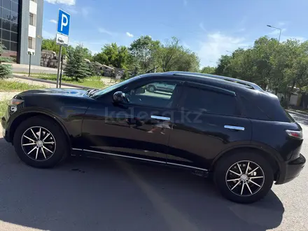 Infiniti FX35 2005 года за 6 000 000 тг. в Караганда – фото 15