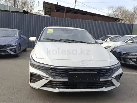 Hyundai Elantra 2023 года за 8 400 000 тг. в Алматы – фото 11