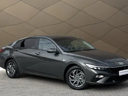 Hyundai Elantra 2024 года за 9 070 000 тг. в Караганда – фото 3