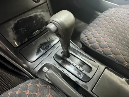 Toyota Camry 2005 года за 2 803 675 тг. в Астана – фото 13