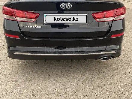 Kia Optima 2019 года за 10 500 000 тг. в Уральск – фото 2