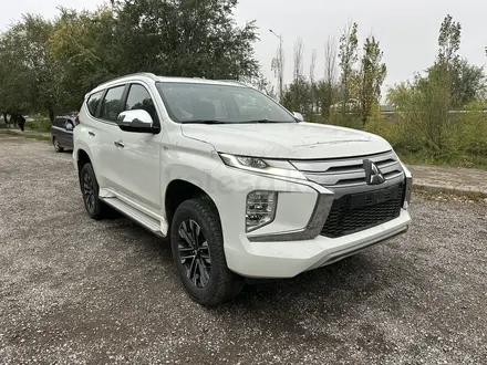 Mitsubishi Montero Sport 2022 года за 19 900 000 тг. в Актобе