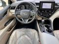 Toyota Camry 2023 года за 16 800 000 тг. в Уральск – фото 9