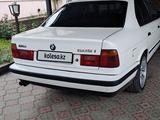 BMW 525 1993 года за 1 950 000 тг. в Алматы – фото 3