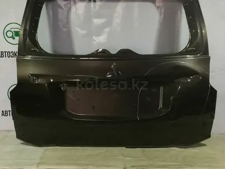 Крышка багажника за 78 000 тг. в Караганда