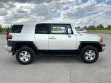 Toyota FJ Cruiser 2008 года за 9 800 000 тг. в Актобе – фото 2