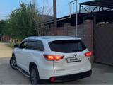 Toyota Highlander 2014 года за 18 500 000 тг. в Алматы – фото 2