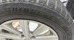 Диски с резиной R16 от камри за 165 000 тг. в Астана – фото 4