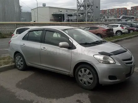 Toyota Yaris 2012 года за 4 714 615 тг. в Алматы – фото 2