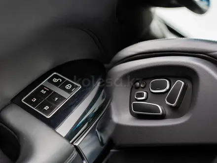 Land Rover Range Rover 2012 года за 20 000 000 тг. в Алматы – фото 16