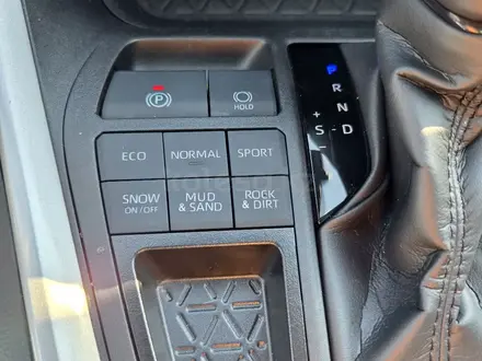 Toyota RAV4 2024 года за 23 000 000 тг. в Актау – фото 8