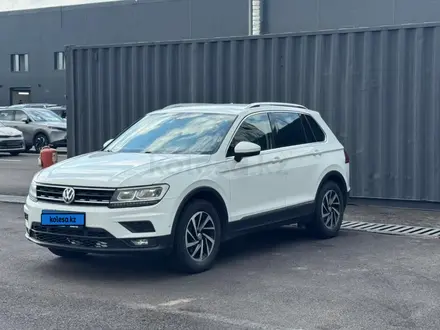 Volkswagen Tiguan 2018 года за 7 220 000 тг. в Алматы