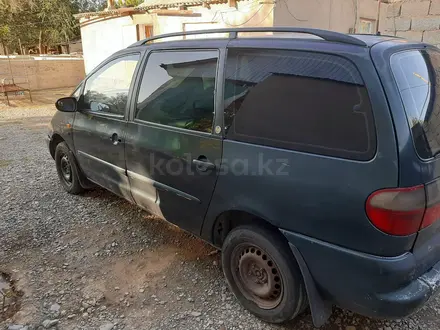 Volkswagen Sharan 1997 года за 1 000 000 тг. в Шымкент – фото 3