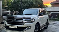 Toyota Land Cruiser 2019 годаүшін40 000 000 тг. в Алматы