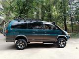 Mitsubishi Delica 1997 годаfor8 800 000 тг. в Алматы