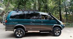 Mitsubishi Delica 1997 годаfor8 800 000 тг. в Алматы