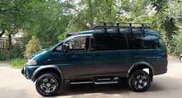 Mitsubishi Delica 1997 годаfor8 800 000 тг. в Алматы – фото 2