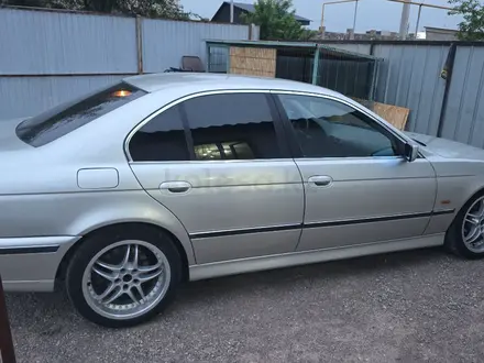 BMW 528 1998 года за 4 500 000 тг. в Алматы – фото 7