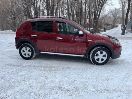 Renault Sandero Stepway 2013 года за 3 800 000 тг. в Караганда – фото 4