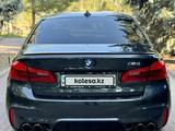 BMW M5 2019 года за 54 000 000 тг. в Алматы – фото 4