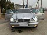 Mercedes-Benz E 230 1997 годаfor2 800 000 тг. в Шымкент – фото 2