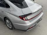 Hyundai Sonata 2022 года за 13 790 000 тг. в Шымкент – фото 3