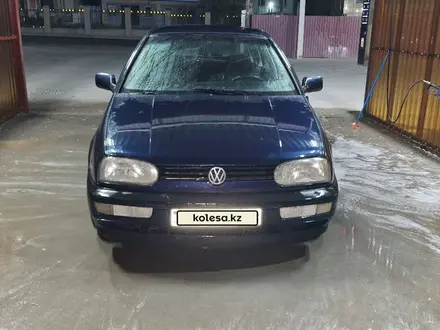 Volkswagen Golf 1994 года за 1 500 000 тг. в Алматы – фото 2