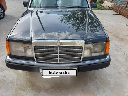 Mercedes-Benz E 230 1992 года за 2 800 000 тг. в Кызылорда – фото 9