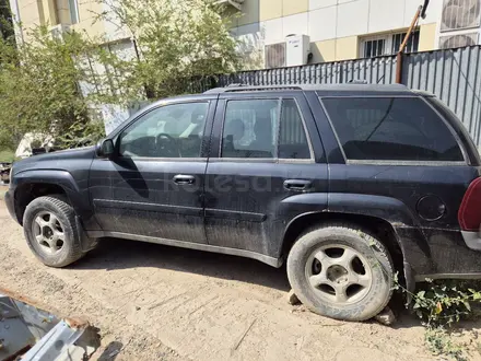 Chevrolet TrailBlazer 2007 года за 2 000 000 тг. в Атырау – фото 4