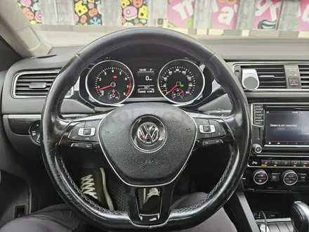 Volkswagen Jetta 2016 года за 7 000 000 тг. в Алматы – фото 15