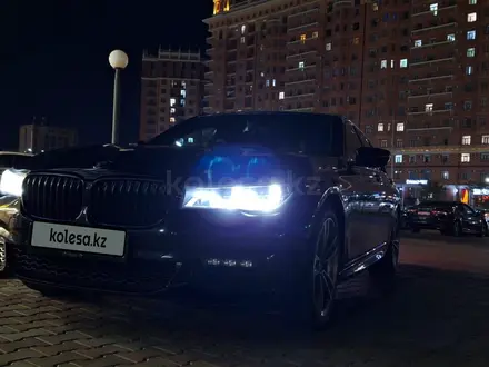 BMW 730 2018 года за 25 000 000 тг. в Астана – фото 3