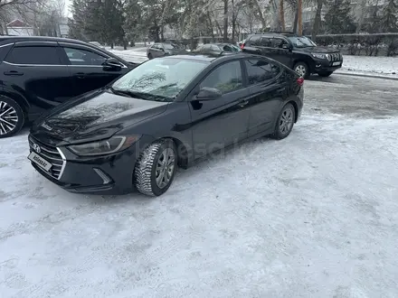 Hyundai Elantra 2016 года за 4 400 000 тг. в Уральск – фото 3