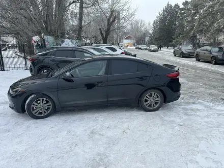 Hyundai Elantra 2016 года за 4 400 000 тг. в Уральск – фото 2