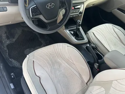 Hyundai Elantra 2016 года за 4 400 000 тг. в Уральск – фото 9