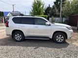 Toyota Land Cruiser Prado 2017 года за 21 500 000 тг. в Уральск – фото 2