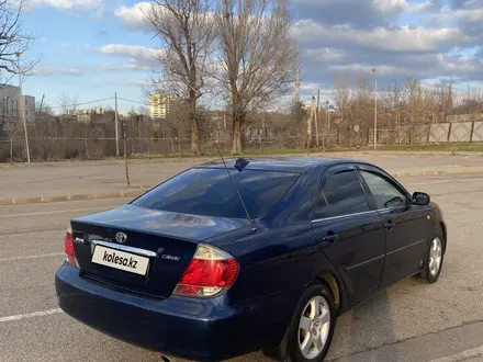 Toyota Camry 2004 года за 6 500 000 тг. в Алматы – фото 2