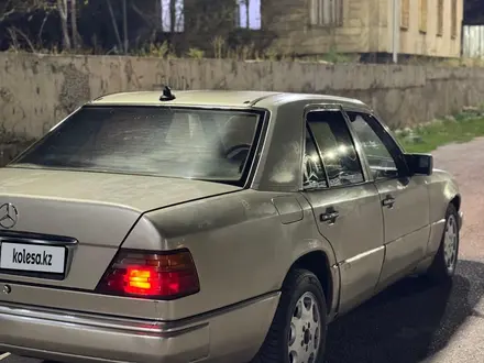 Mercedes-Benz E 230 1990 года за 1 100 000 тг. в Есик – фото 7