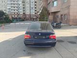 BMW 528 1997 года за 2 000 000 тг. в Алматы – фото 3